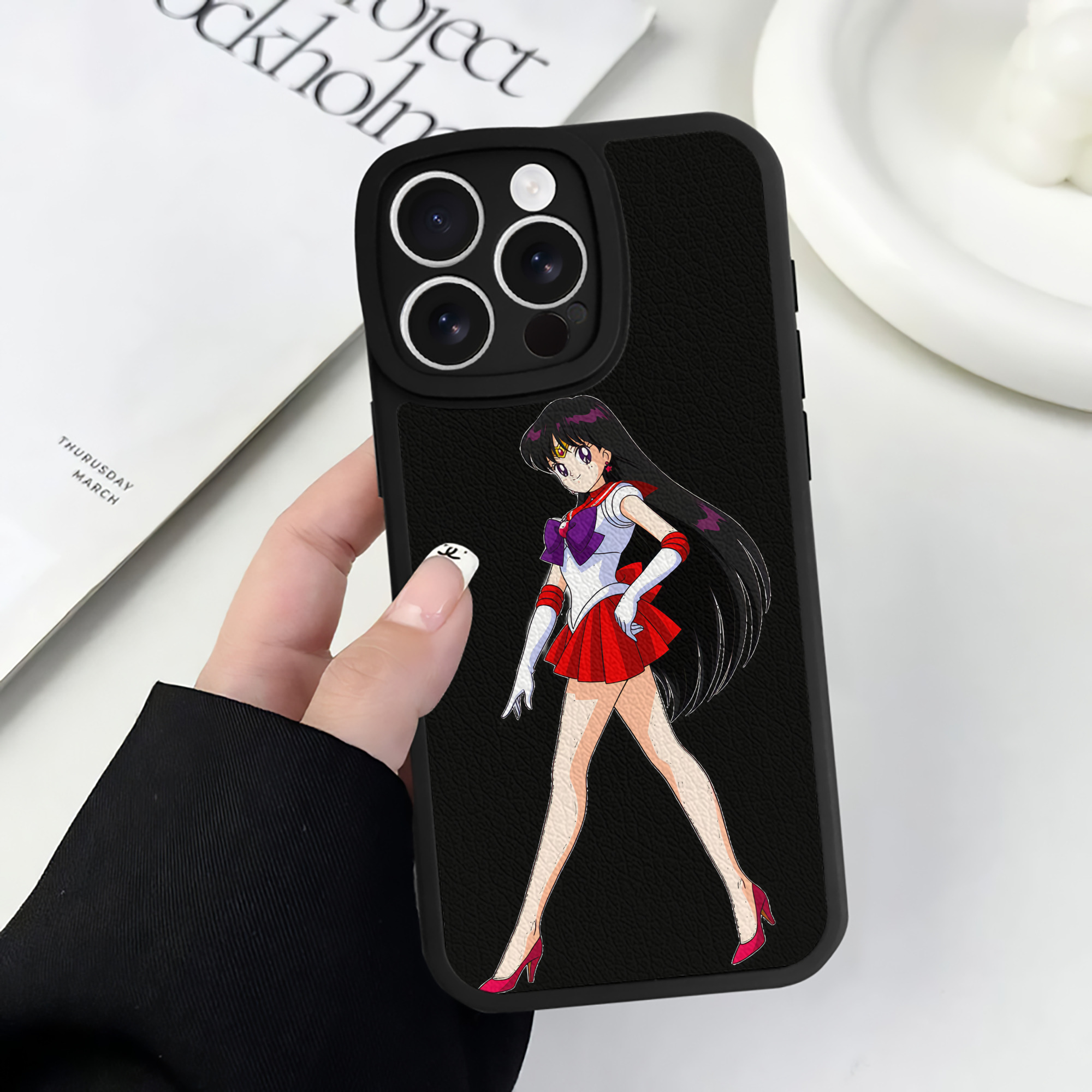 （画像用） 美少女戦士セーラームーン 火野レイ ひの レイ Sailor Moon Hino Rei （セーラーマーズ,Sailor Mars） 【iPhone 16シリーズ対応】シリコンスマホケース（レザー調） 材質：シリコン